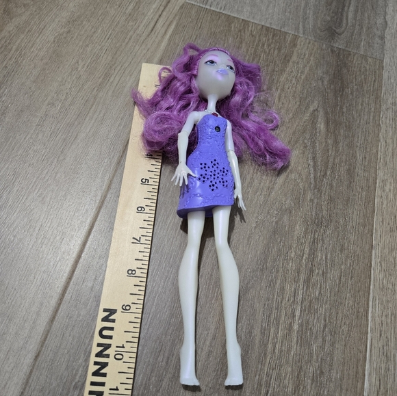 Monster High 11" Doll Singing Popstar Ari Hauntington No Longer Works - Picture 6 of 6